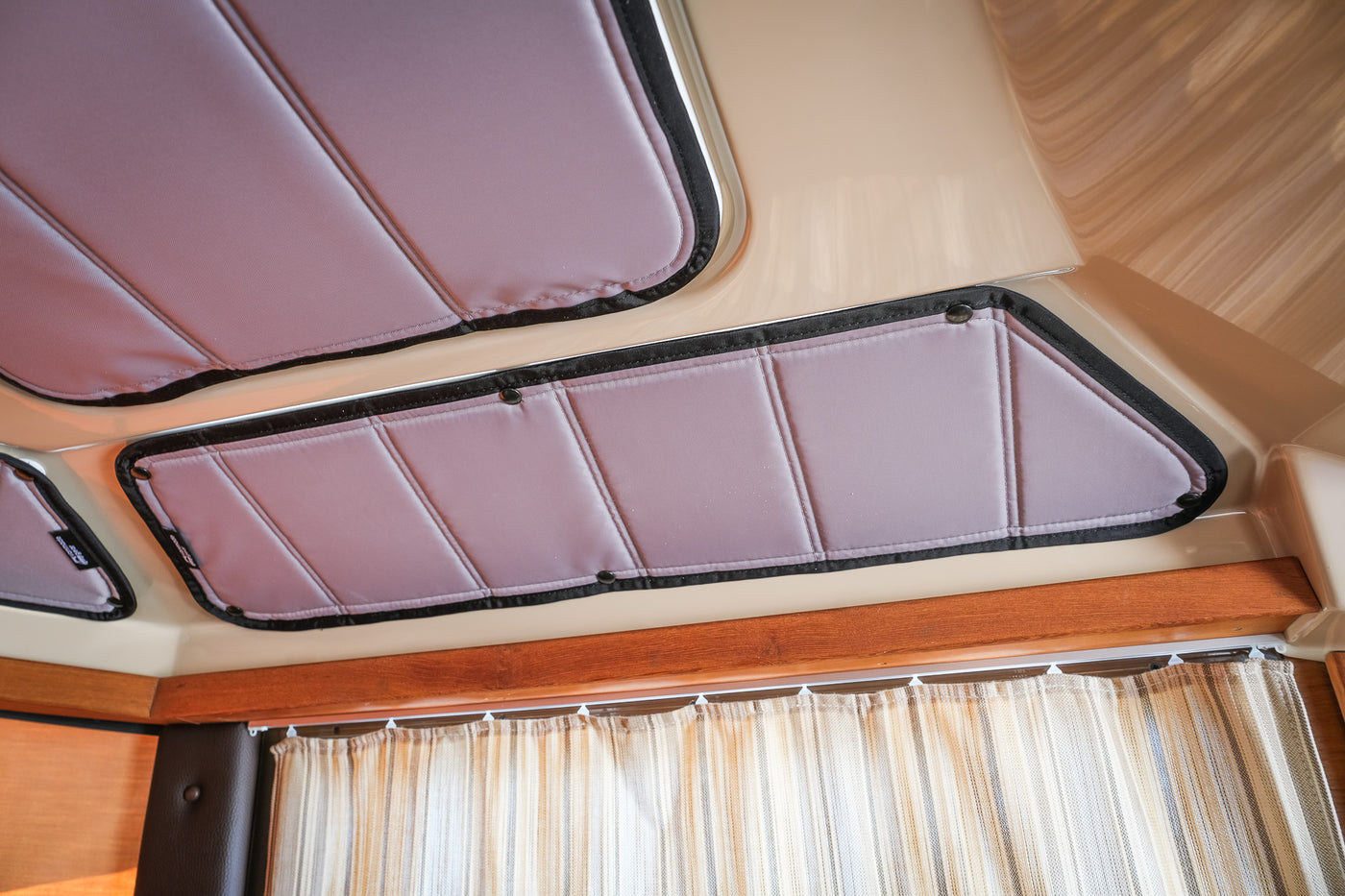 Ranger Tug R-23, R-25 and R-27 Aft Skylight Cover (Set of 2) by FreedomVanGo