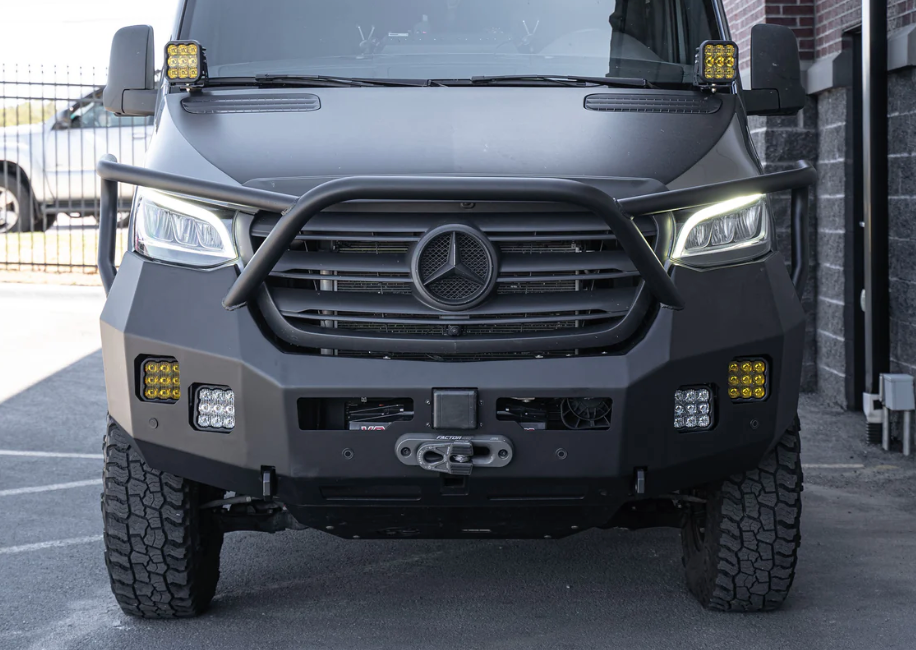 Roambuilt Full Guard Front Bumper for Tiffin Open Trail