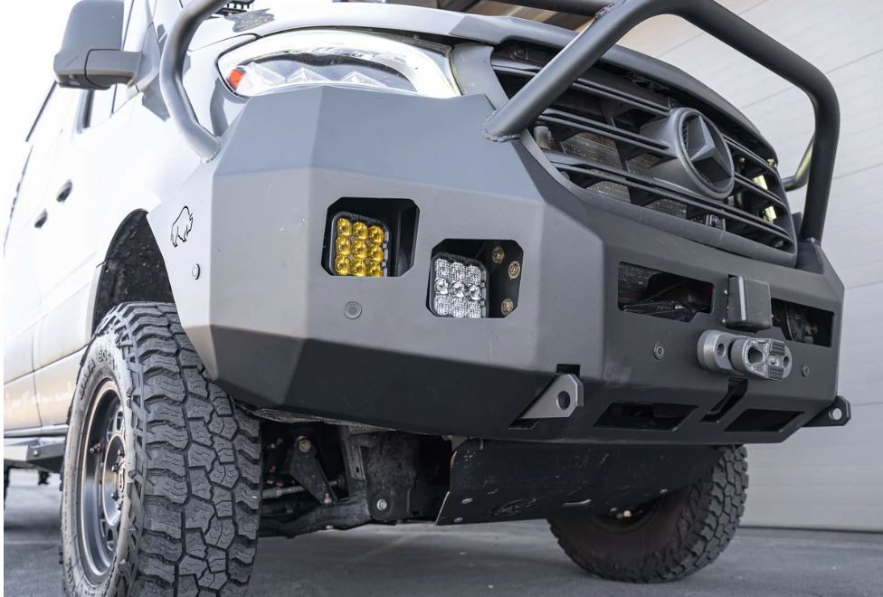 Roambuilt Full Guard Front Bumper for Tiffin Open Trail
