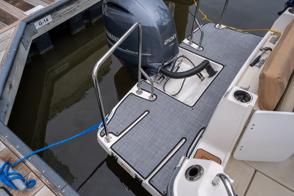 Ranger Tugs 2017+ R-23 Swim Platform Mat by FreedomVanGo
