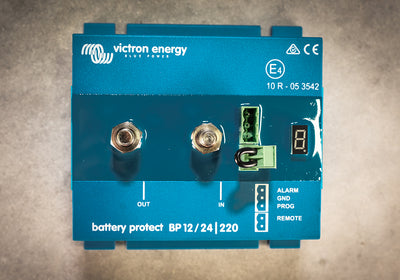 Smart BatteryProtect 12/24V 220A by Victron Energy